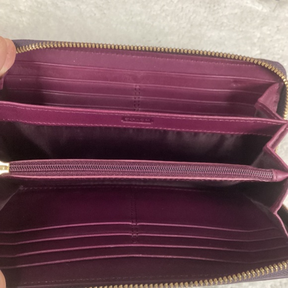 Coach Leather Zip Around Wallet - Picture 11 of 13